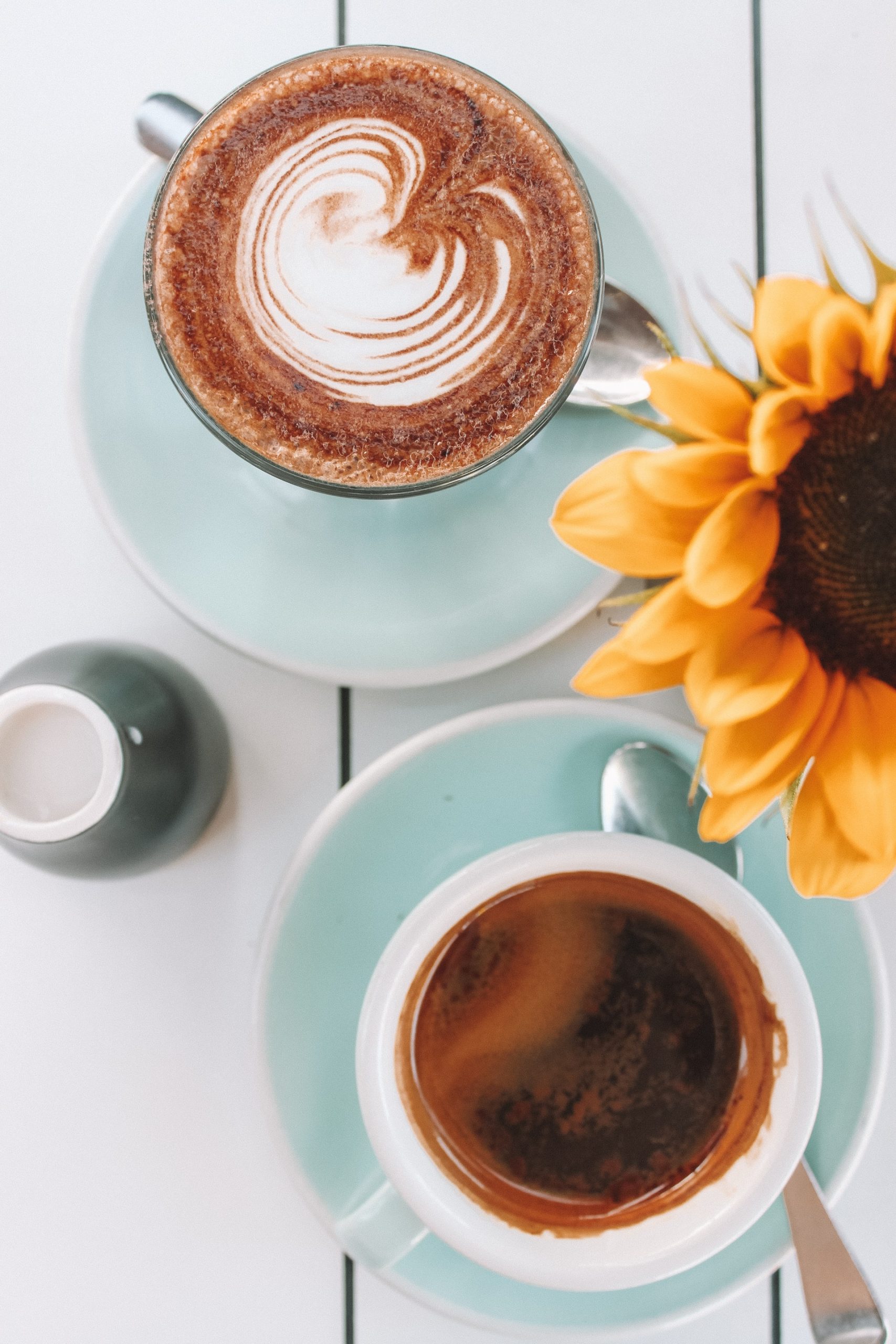 Czy zawsze wiemy, w czym podawać kawę?